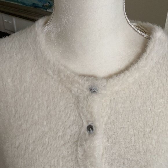 NWT Free People sweater - Picture 2 of 11